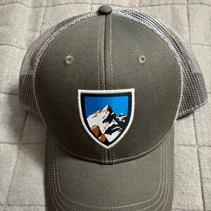 Kuhl trucker hat